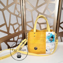 Load image into Gallery viewer, Soraya Divider Handbag

